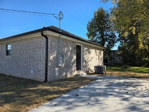 834 N 3rd St in Paragould, AR - Building Photo - Building Photo