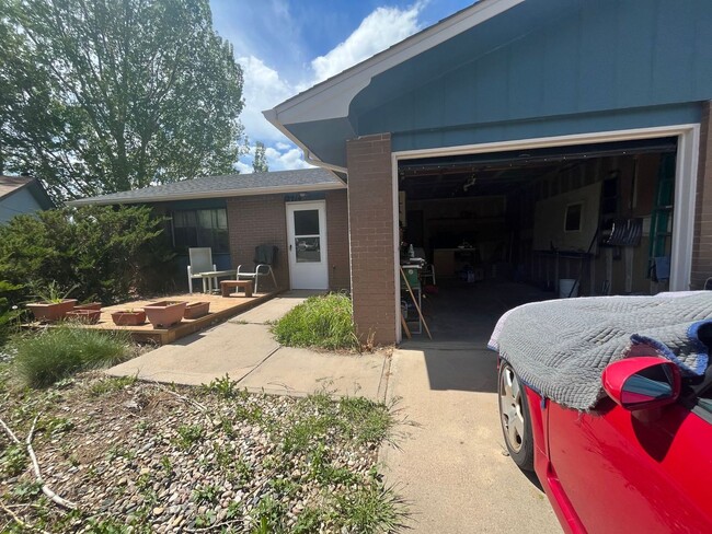 2214 Trevor St in Fort Collins, CO - Foto de edificio - Building Photo