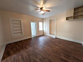24708 TX-124 in Hamshire, TX - Building Photo - Building Photo