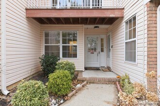 405 Plymouth Rd in North Brunswick, NJ - Building Photo - Building Photo