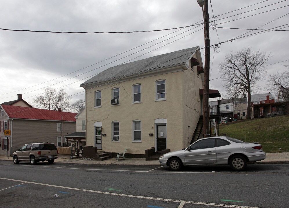433-435 George St in Hagerstown, MD - Foto de edificio