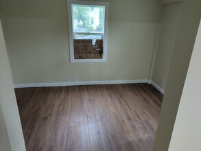 1030 E 6th Ave in Gary, IN - Building Photo - Building Photo