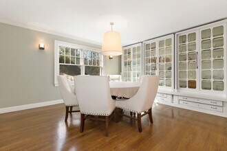 53 Harbor Blvd in East Hampton, NY - Building Photo - Building Photo