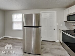 3270 Fontaine Rd in Columbus, OH - Building Photo - Building Photo