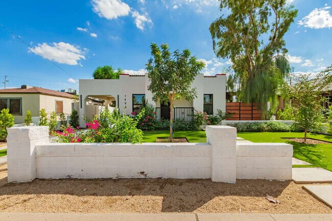 1423 E Pierce St in Phoenix, AZ - Building Photo - Building Photo