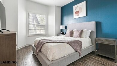 19275 Stone Oak Pkwy, Unit 1325 in San Antonio, TX - Foto de edificio - Building Photo