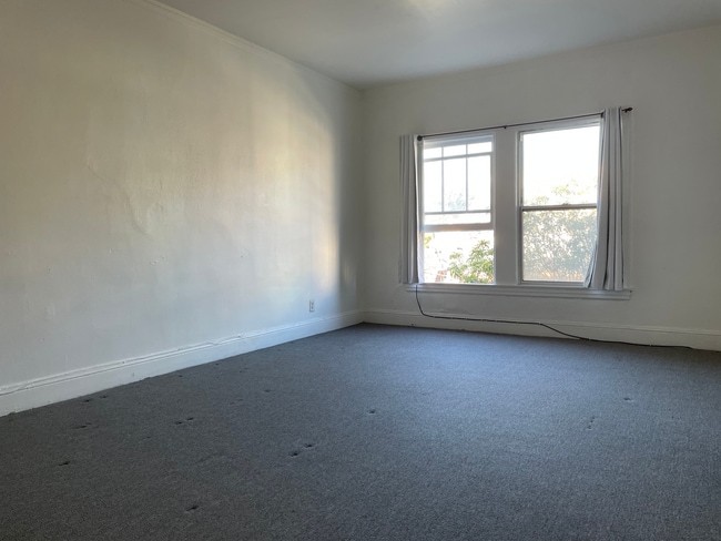 489 14th St, Unit 4 in San Francisco, CA - Building Photo - Building Photo