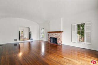 1434 Warner Ave in Los Angeles, CA - Building Photo - Building Photo