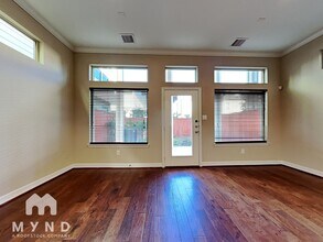 5938 Kiam St in Houston, TX - Building Photo - Building Photo