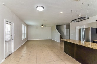 11938 Silent Cyn in San Antonio, TX - Building Photo - Building Photo