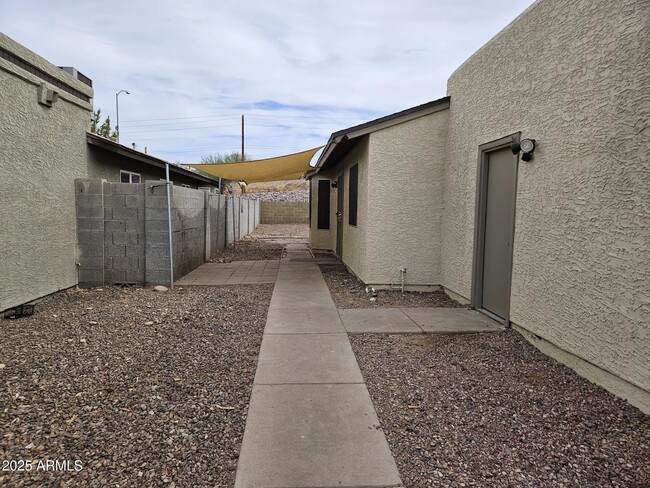 619 E Jensen St in Mesa, AZ - Building Photo - Building Photo