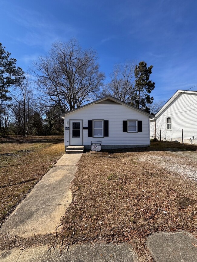 324 Olive St in Rocky Mount, NC - Building Photo - Building Photo