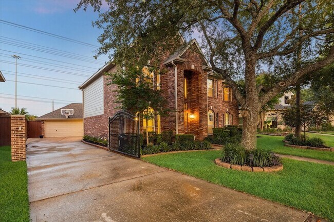 2350 Seamist Cir in Seabrook, TX - Building Photo - Building Photo