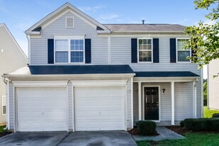 10520 Pickerel Ln in Charlotte, NC - Building Photo