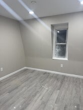 733 Mcilvain St in Reading, PA - Building Photo - Building Photo