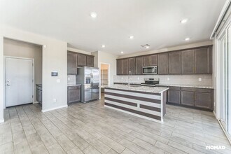 94 S Siena Ln in Casa Grande, AZ - Building Photo - Building Photo