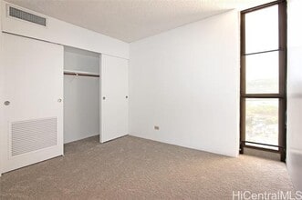 1717 Mott Smith Dr in Honolulu, HI - Building Photo - Building Photo