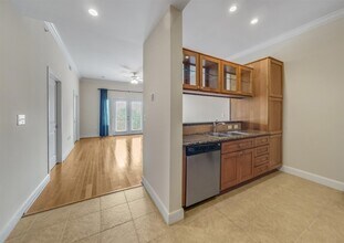 1010 Rosine St in Houston, TX - Building Photo - Building Photo