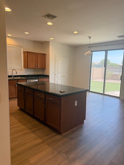 21351 E Nightingale Rd in Queen Creek, AZ - Foto de edificio - Building Photo