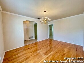 6714 Strawflower St in San Antonio, TX - Building Photo - Building Photo