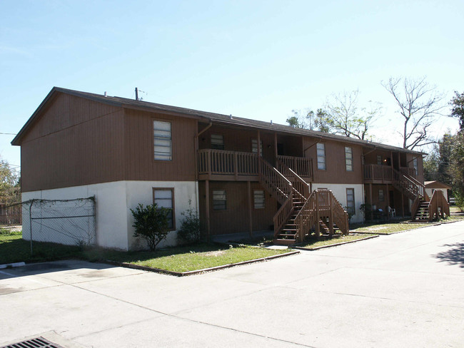 Pleasant Oaks in Tampa, FL - Building Photo - Building Photo