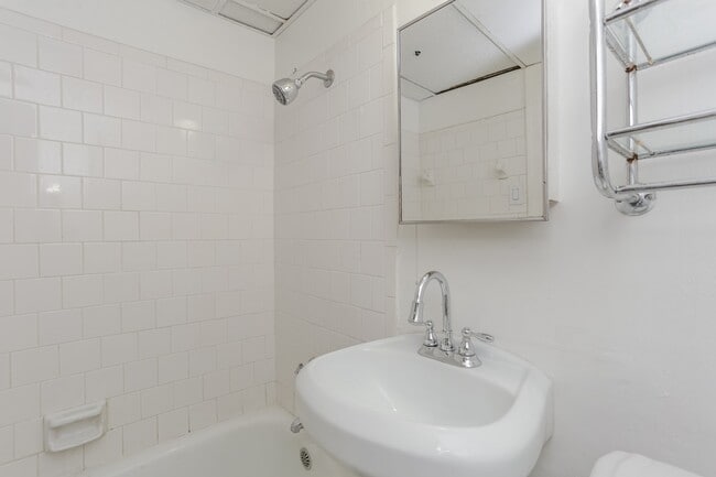 property at 1828 W Main St