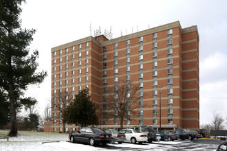 Emerson Center 55+ Senior Apartments in Lexington, KY - Building Photo - Building Photo