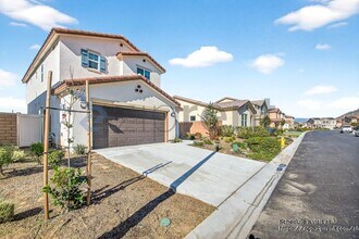 7651 Heathblossom St in Riverside, CA - Building Photo - Building Photo