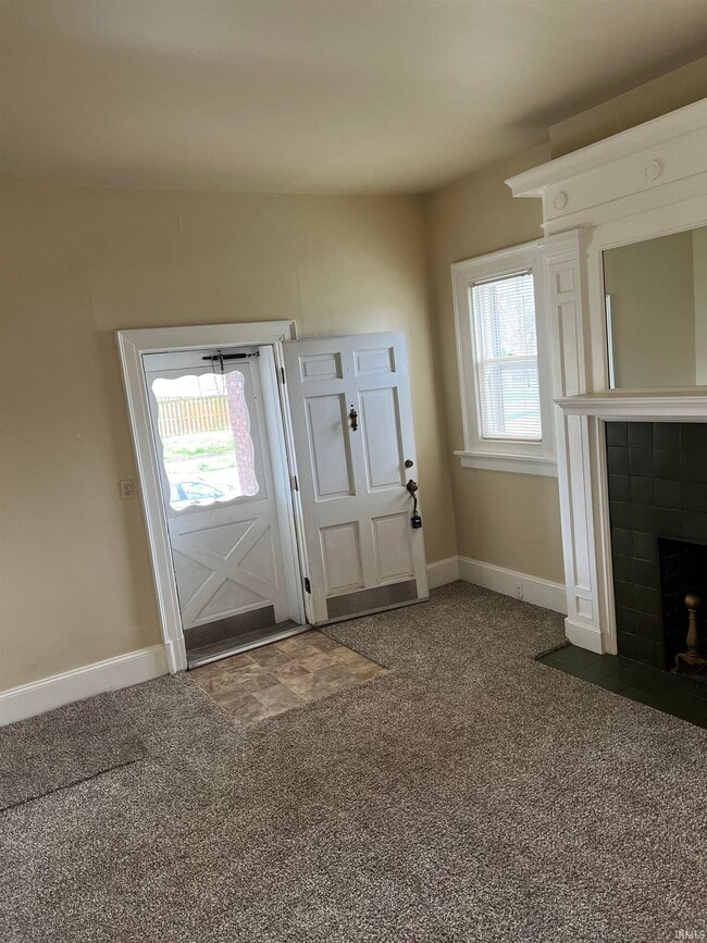 1119 SE Riverside Dr in Evansville, IN - Building Photo - Building Photo