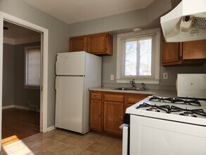 214 Potter Ave in Royal Oak, MI - Building Photo - Building Photo