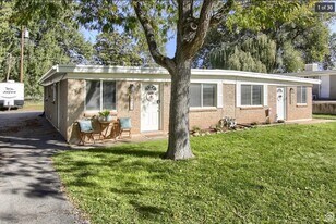 2672 W 5750 S in Roy, UT - Building Photo