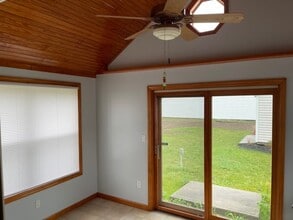 153 Burton St in Avon Lake, OH - Building Photo - Building Photo