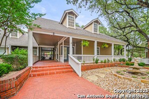 13130 Blanco Rd in San Antonio, TX - Building Photo - Building Photo