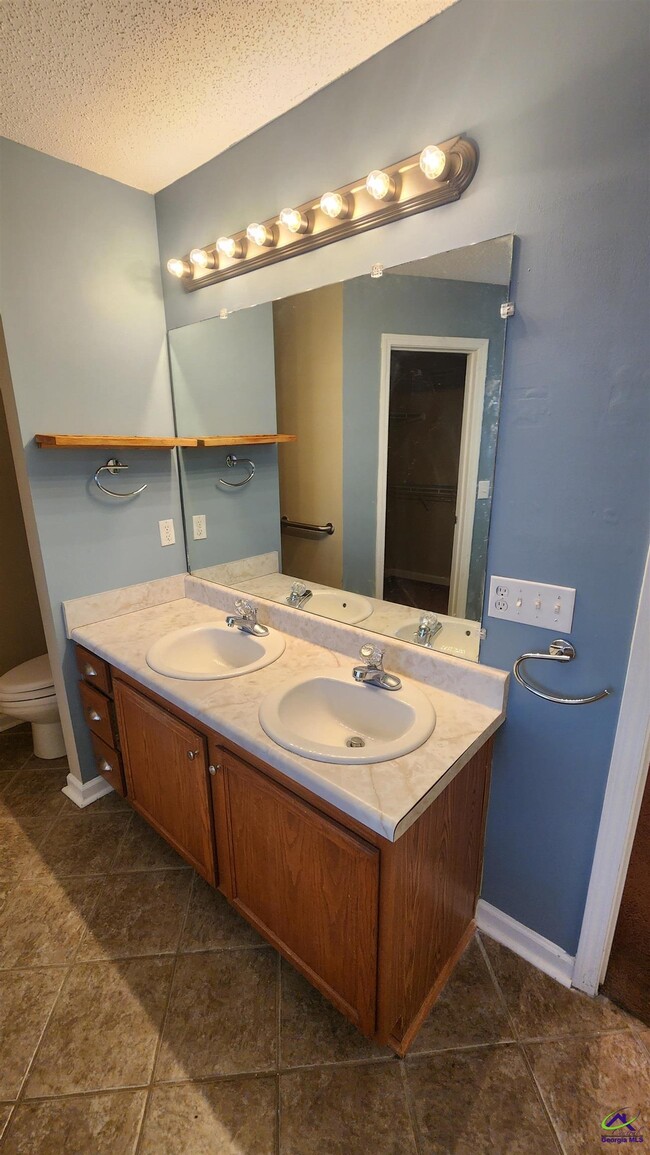 109 Timber Mill Court in Warner Robins, GA - Building Photo - Building Photo