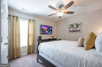 206 Persimmon Tr in Woodstock, GA - Foto de edificio - Building Photo