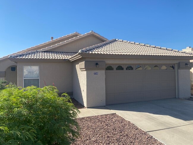 property at 7146 W Hunnington Dr