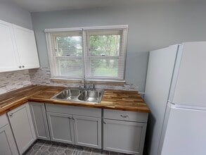 11065 Gertrude Ave in St. Ann, MO - Building Photo - Building Photo