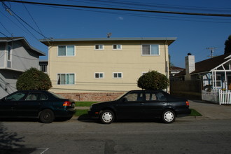 350 Kains Ave in San Bruno, CA - Building Photo - Building Photo