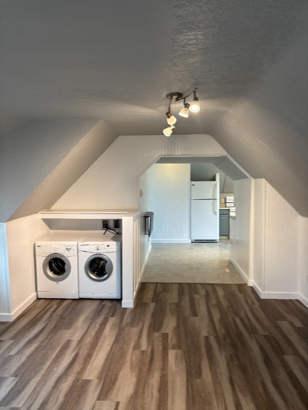 1212 1/2 W Main in Puyallup, WA - Foto de edificio - Building Photo