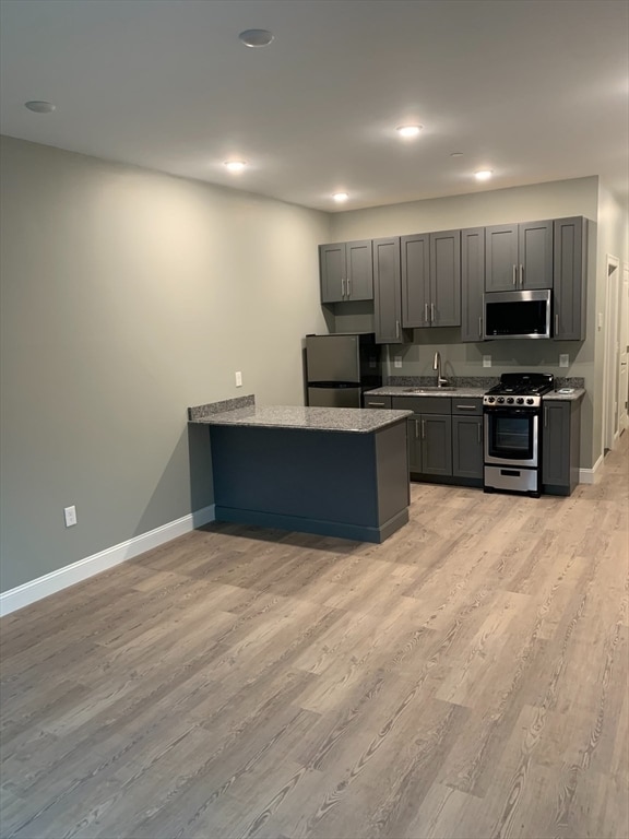 14 Yeamans St in Revere, MA - Building Photo - Building Photo