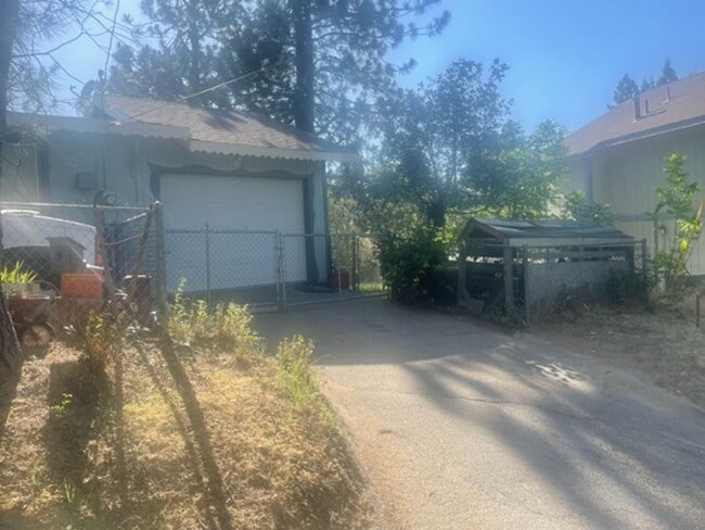 property at 450 Davos Dr