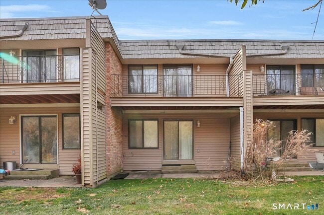 10 Briar Ct in Cromwell, CT - Building Photo - Building Photo