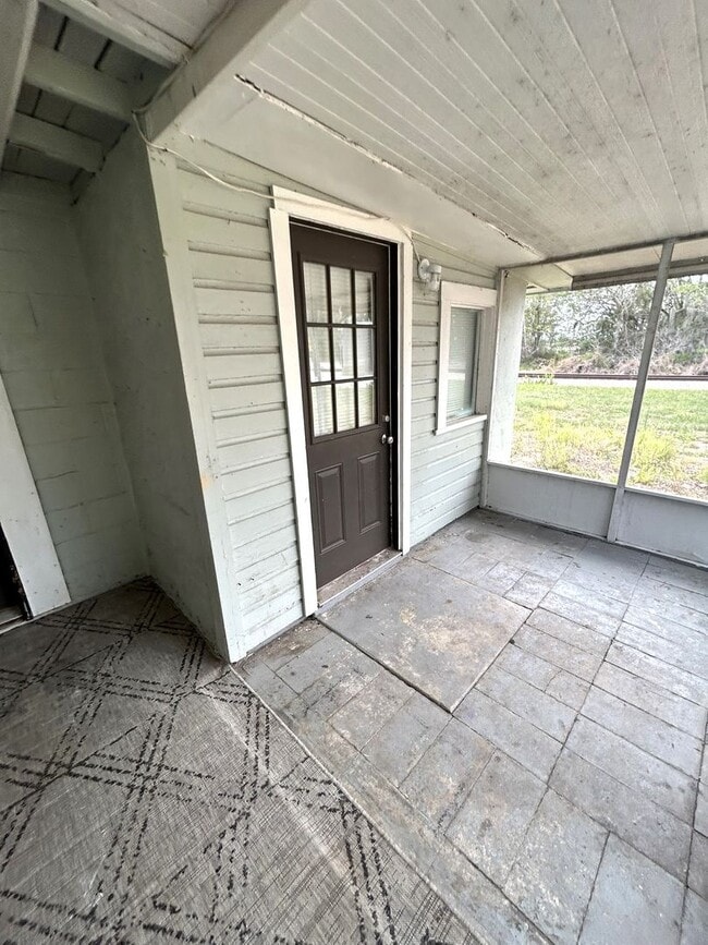 1319 S Mt Homer Rd in Tavares, FL - Building Photo - Building Photo
