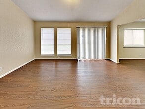 4911 Buckwheat St in San Antonio, TX - Foto de edificio - Building Photo