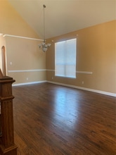 9101 Forest Hills Dr in Irving, TX - Building Photo - Building Photo