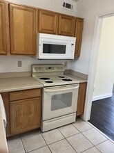 2367 Cascade Rd in Atlanta, GA - Building Photo - Building Photo