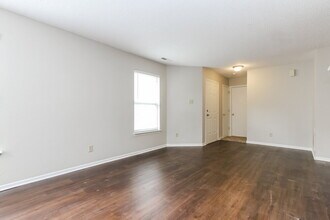 3015 Redland Ln in Indianapolis, IN - Building Photo - Building Photo