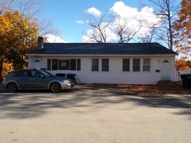 19-21-21 Penobscot St in Orono, ME - Building Photo