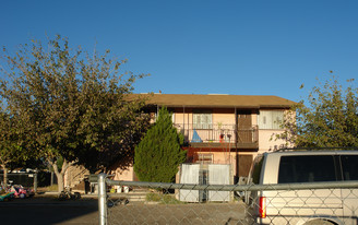 1621 Sugita Ln Apartments