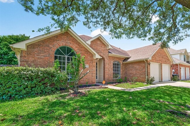13815 Daehne Dr